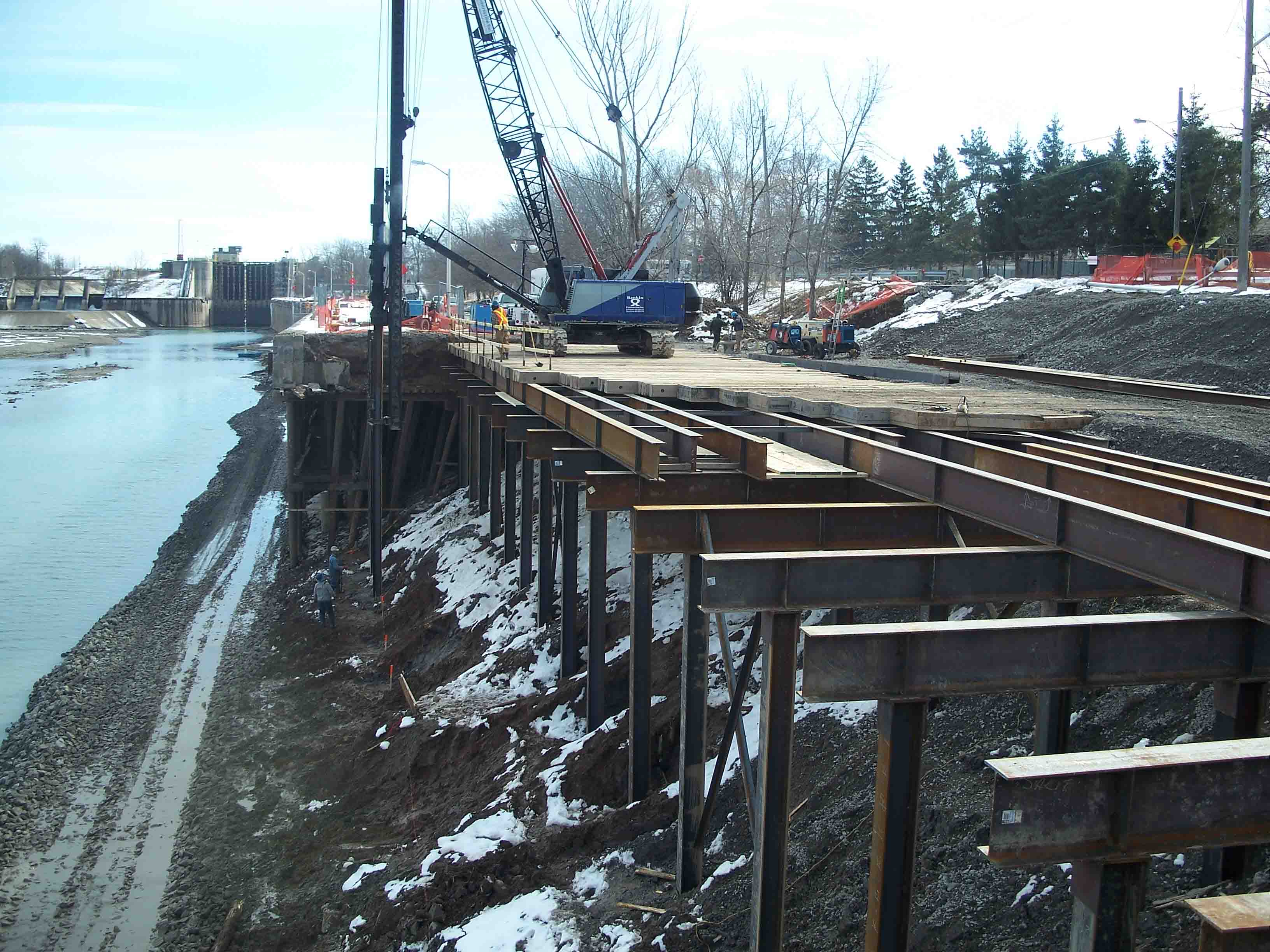 Welland Canal reach 1 tie up wall